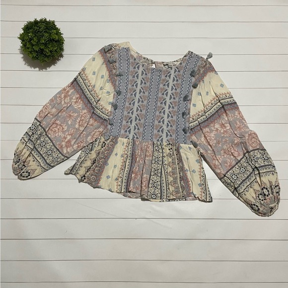 American Eagle Pastel Tassel Fringe Boho Top‎ Blouse Women’s Size Medium - Picture 1 of 7